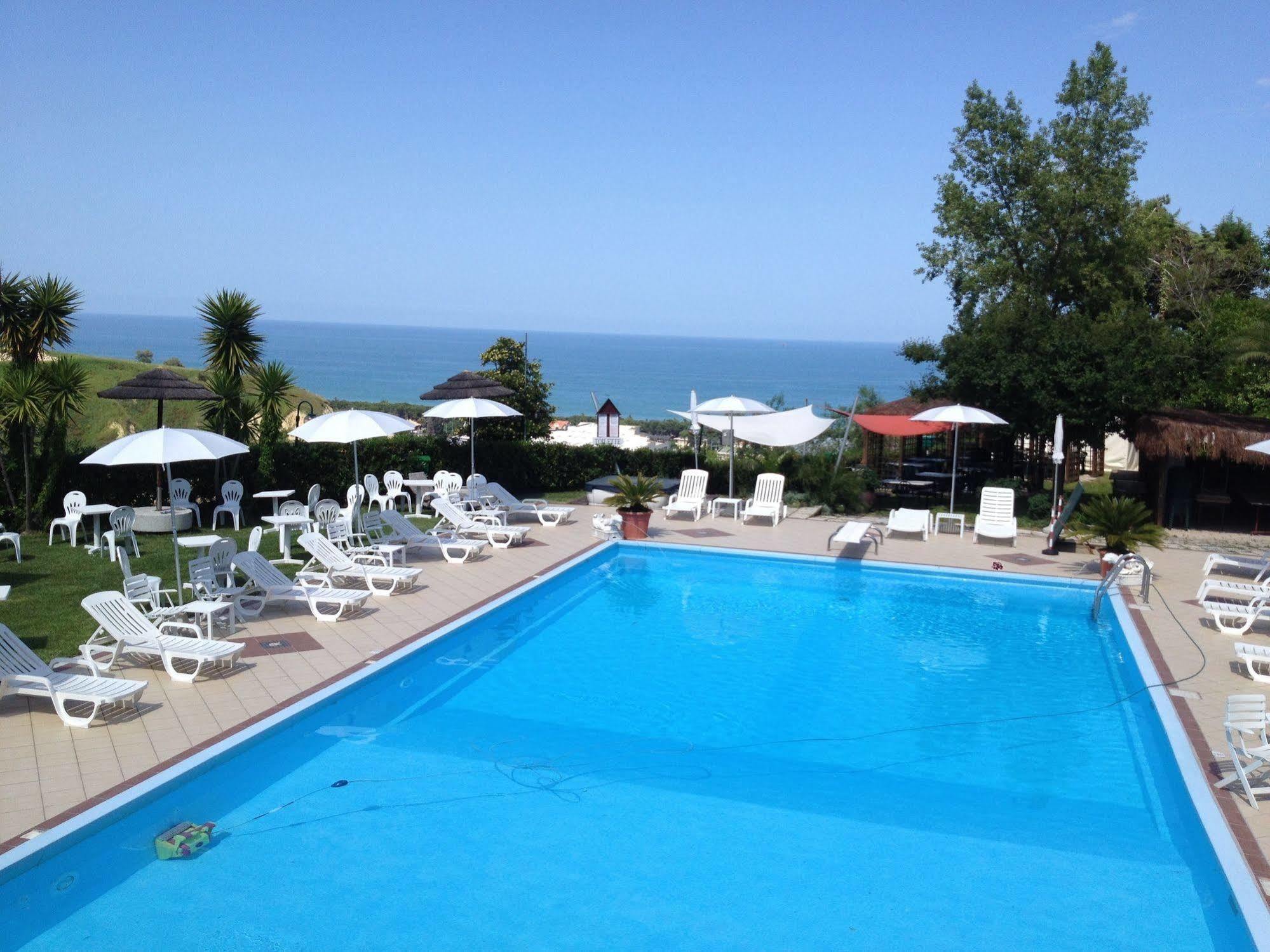 Casa Ferretti Di Ferretti Village 锡尔维玛丽娜 外观 照片